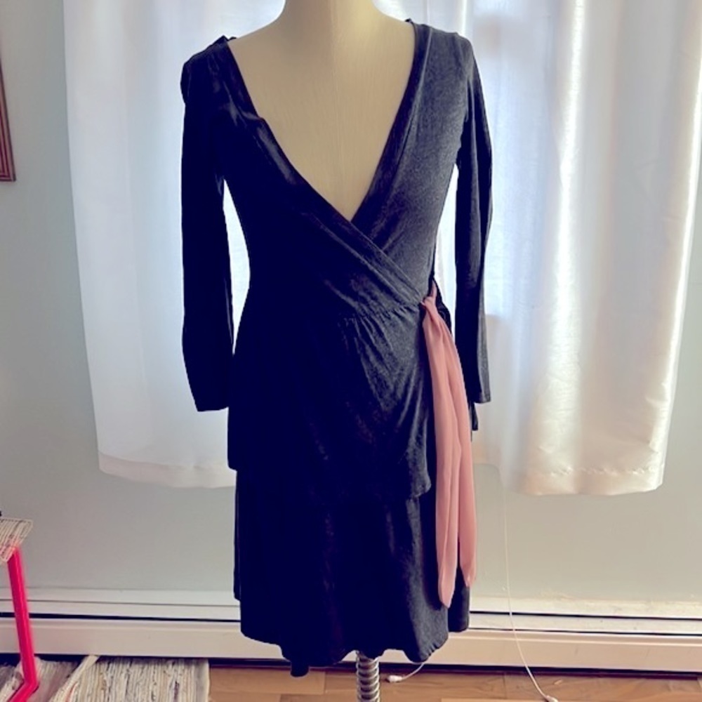 Anthropologie Eloise Long Sleeve Gray Wrap Dress Pink Tie Women's Size XS
